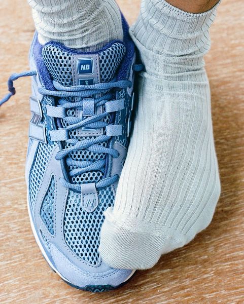 New Balance Confirms Both AURALEE 1906R for 11 October New Balance Confirms Both AURALEE 1906R for 11 October